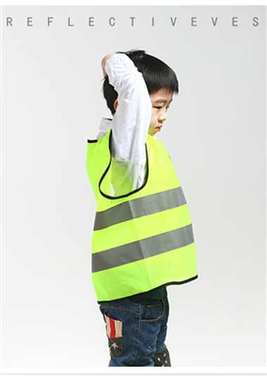 Crianças na estrada, material reflexivo para acompanhar